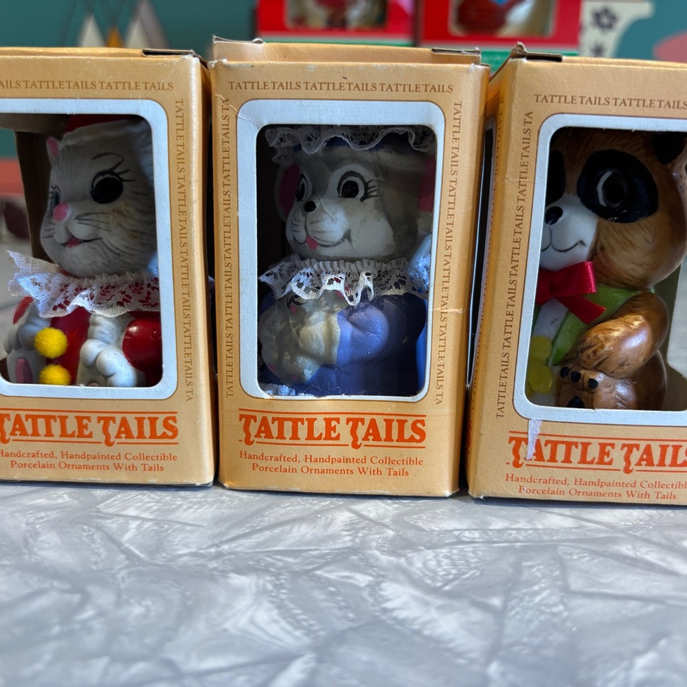 Vintage Set of 3 Tattle Tails bells Porcelain Ornaments Set - Red, purple, Brown
